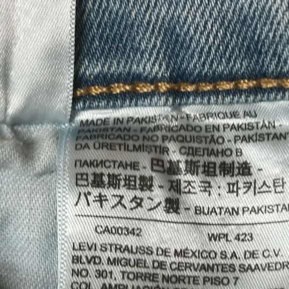 Levi’s 527 Men’s Low Boot Cut Jeans size W30 x L31 Light Wash - Picture 9 of 11